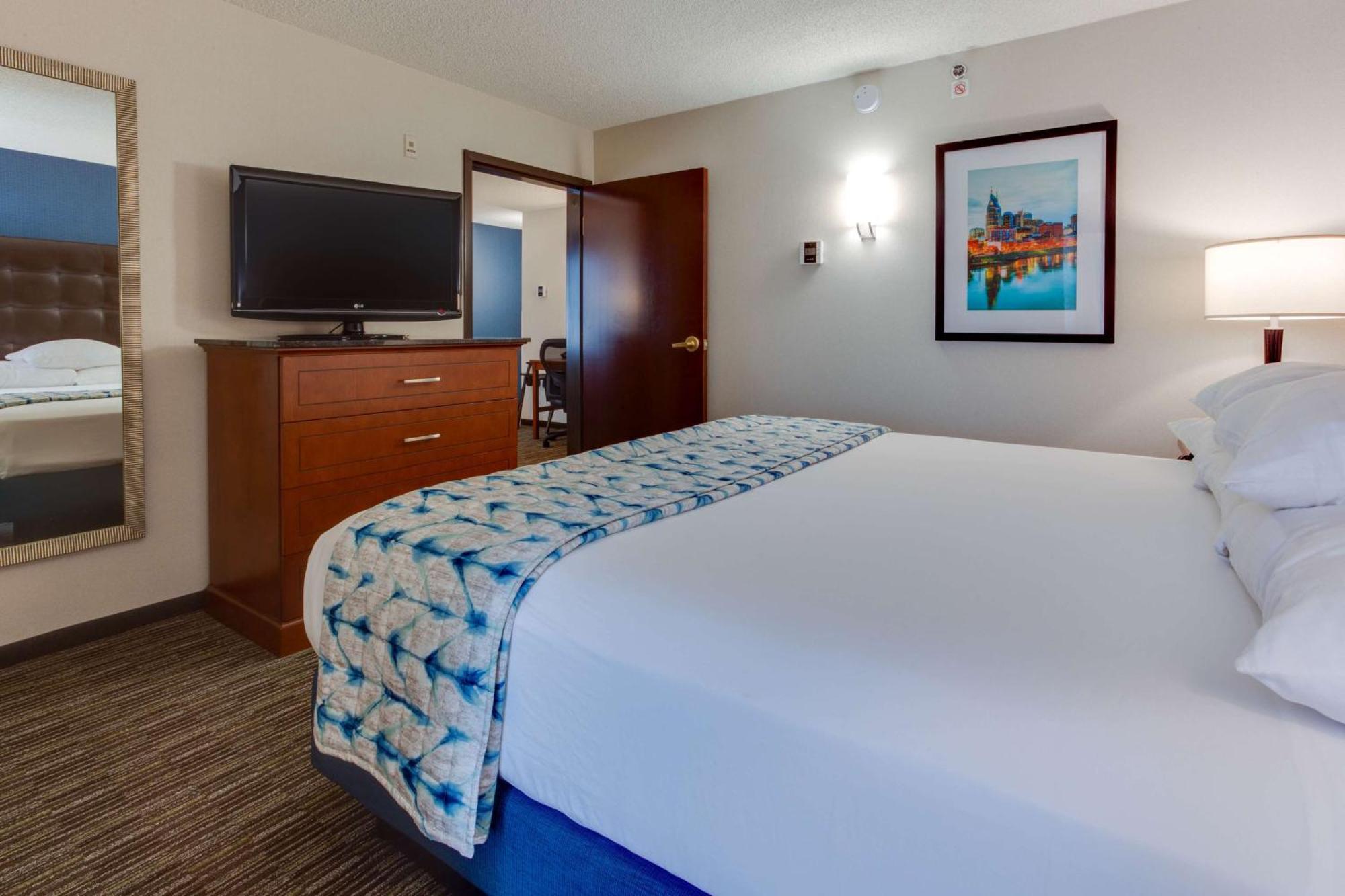 Drury Inn & Suites Nashville Airport Dış mekan fotoğraf