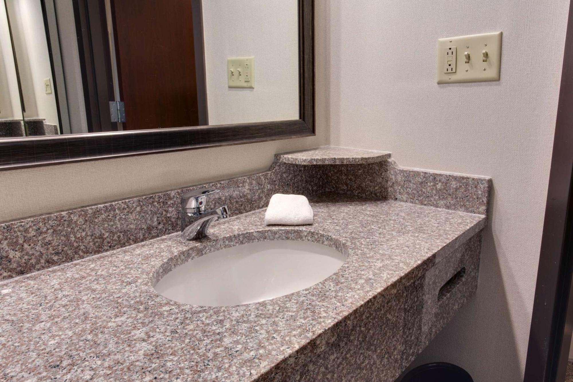 Drury Inn & Suites Nashville Airport Dış mekan fotoğraf